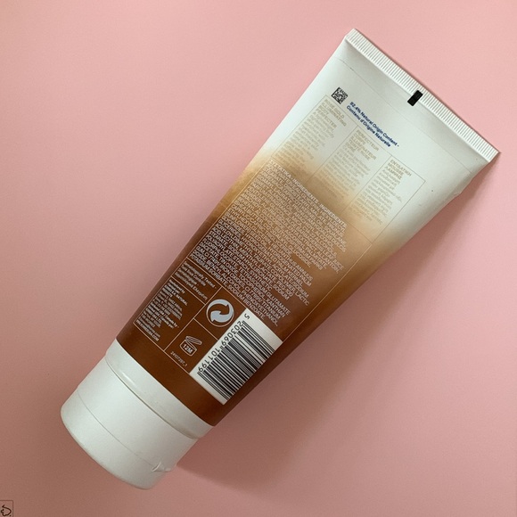 Korres Greek Goddess Rose Gold Illuminating Body Perfecter - Picture 2 of 4